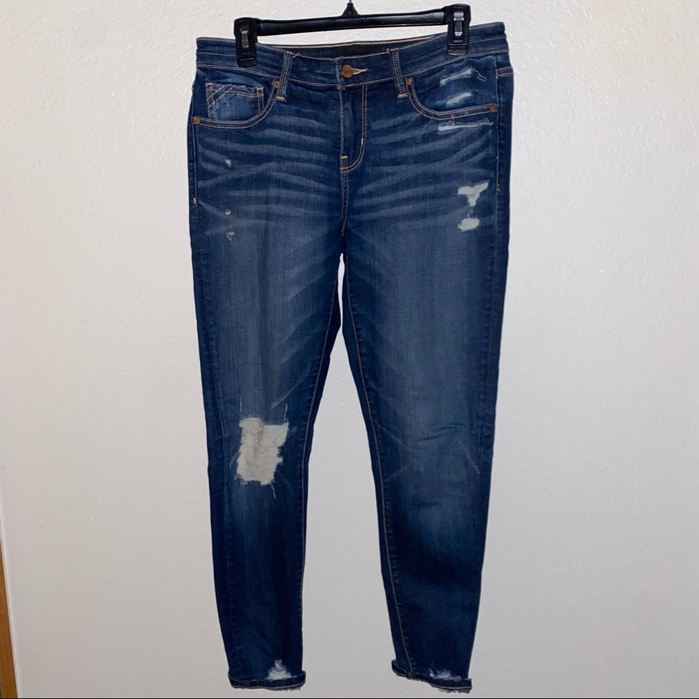 Buckle Black Skinny’s Size 28